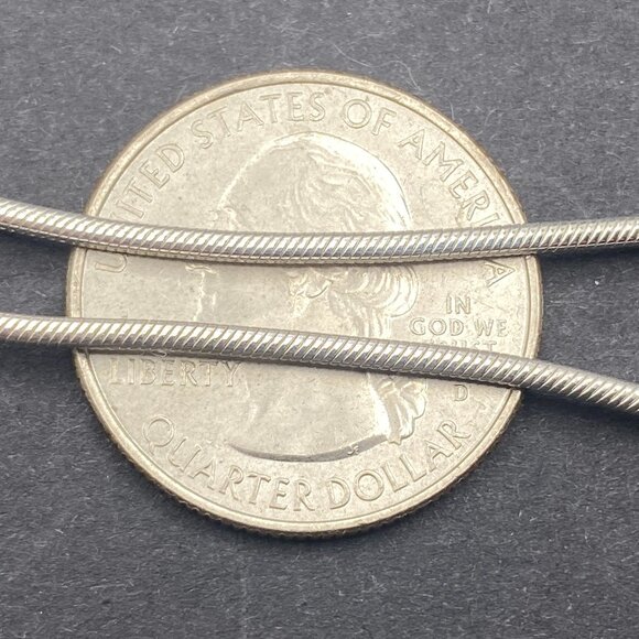 925 Sterling Silver 18" Snake Chain with 1.45" Modernist Pendant - 30.5 Grams - Picture 5 of 11